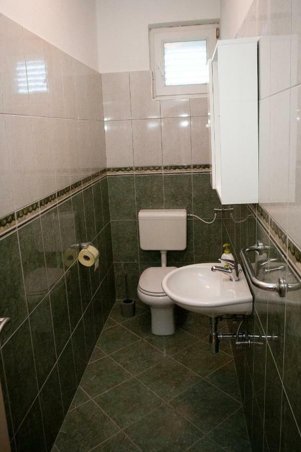 Apartman Ana Radovin Zewnętrze zdjęcie
